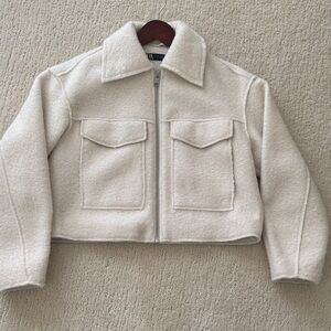 Zara BOUCLE jacket. Size small. Worn once perfect condition.